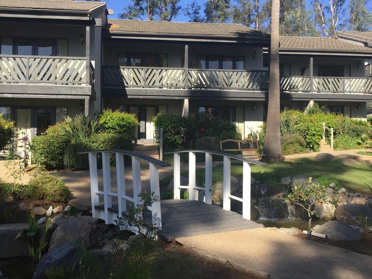 Tuscany Hills Retreat Escondido Bagian luar foto