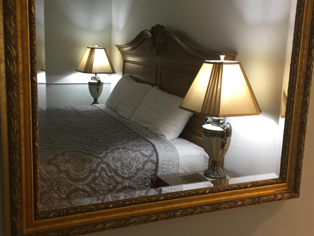 Tuscany Hills Retreat Escondido Bagian luar foto